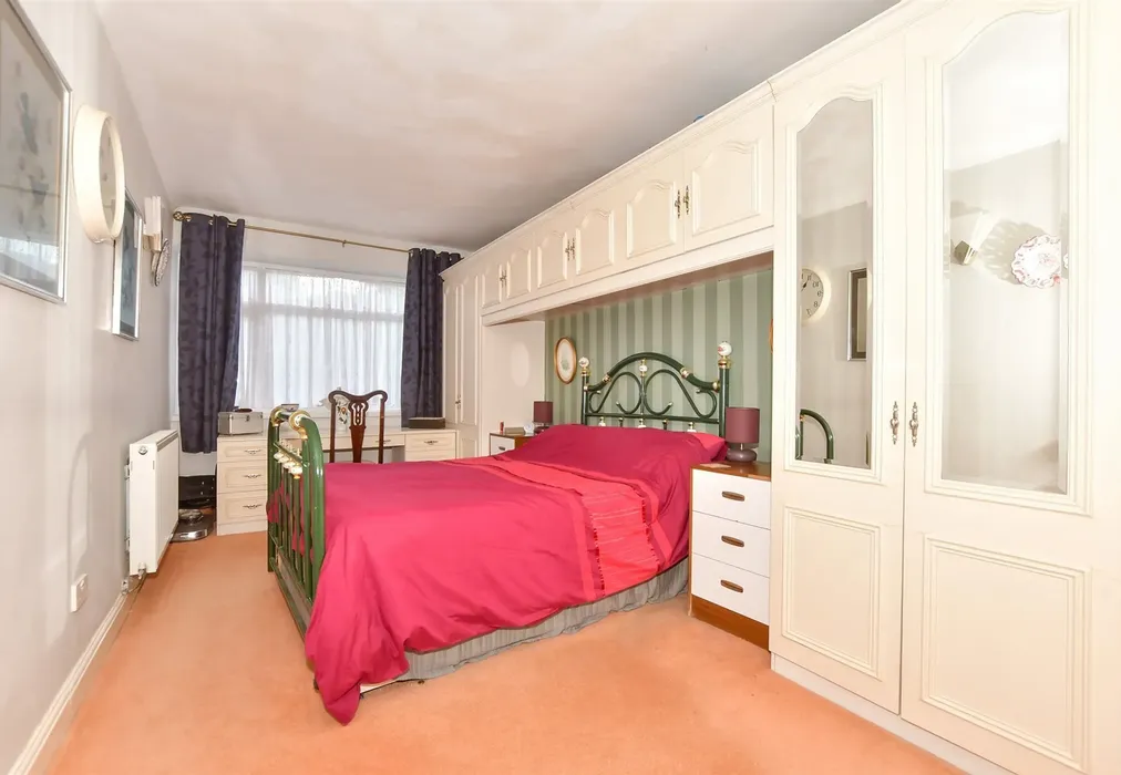 Bedroom 3 - Grenham Bay Avenue, Minnis Bay, Birchington, Kent - Wards of Kent