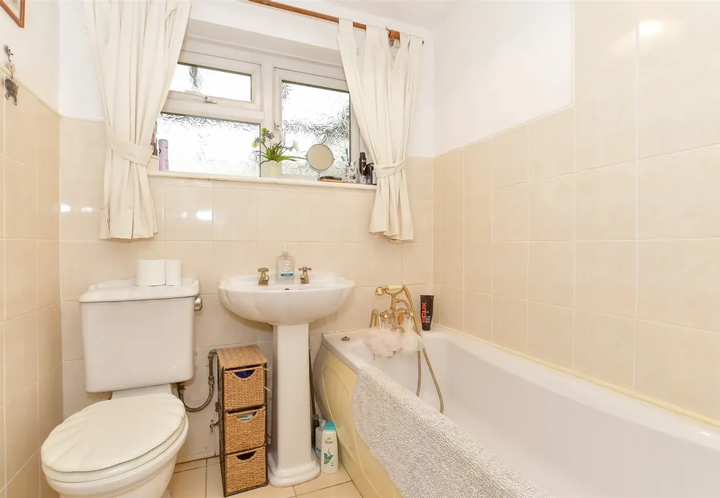 Bathroom - Sunnymead Drive, Waterlooville, Hampshire - Wards of Kent