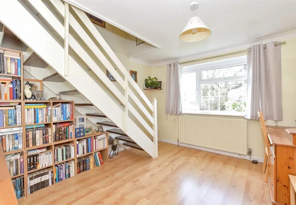 Dining - Sunnymead Drive, Waterlooville, Hampshire - Wards of Kent