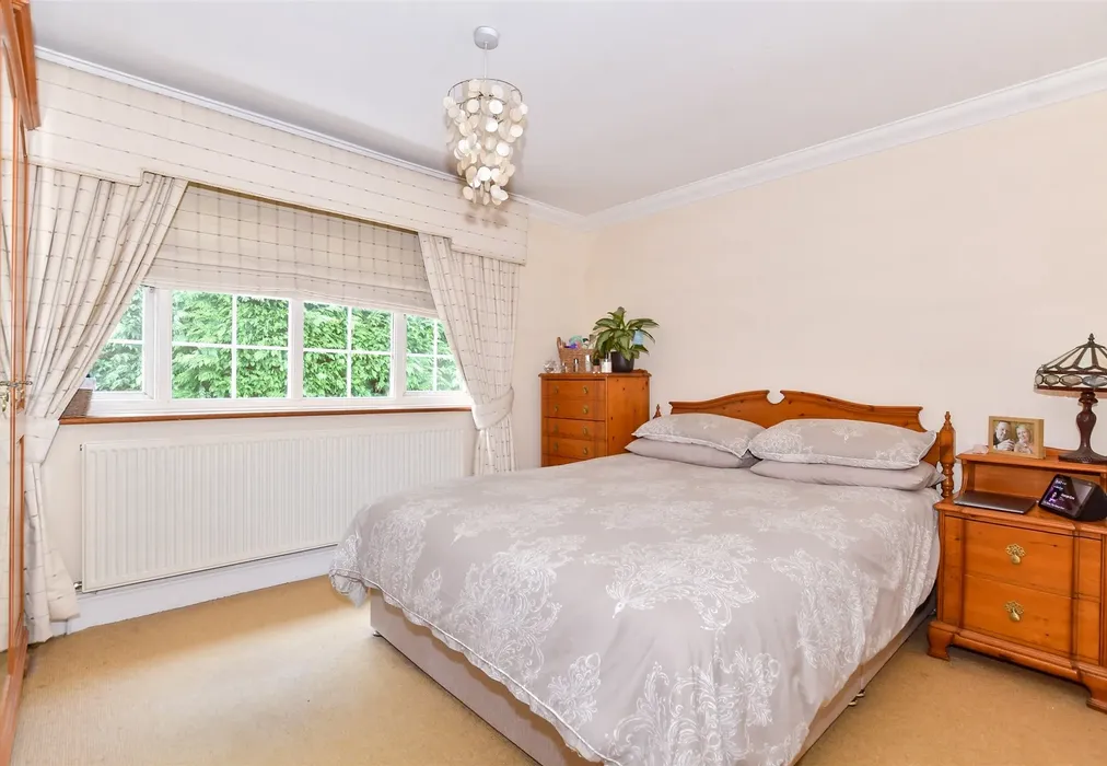 Bedroom 1 - Ware Street, Bearsted, Maidstone, Kent - Wards of Kent