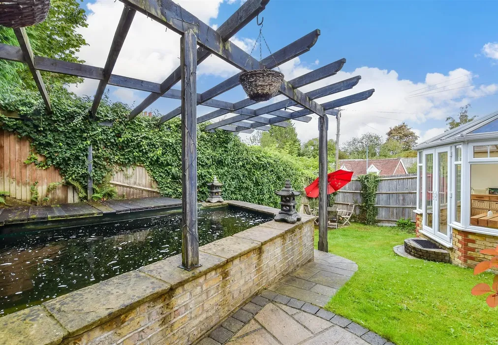 Rear Garden - Ware Street, Bearsted, Maidstone, Kent - Wards of Kent