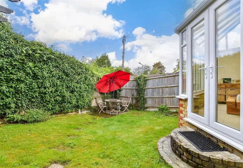 Rear Garden - Ware Street, Bearsted, Maidstone, Kent - Wards of Kent