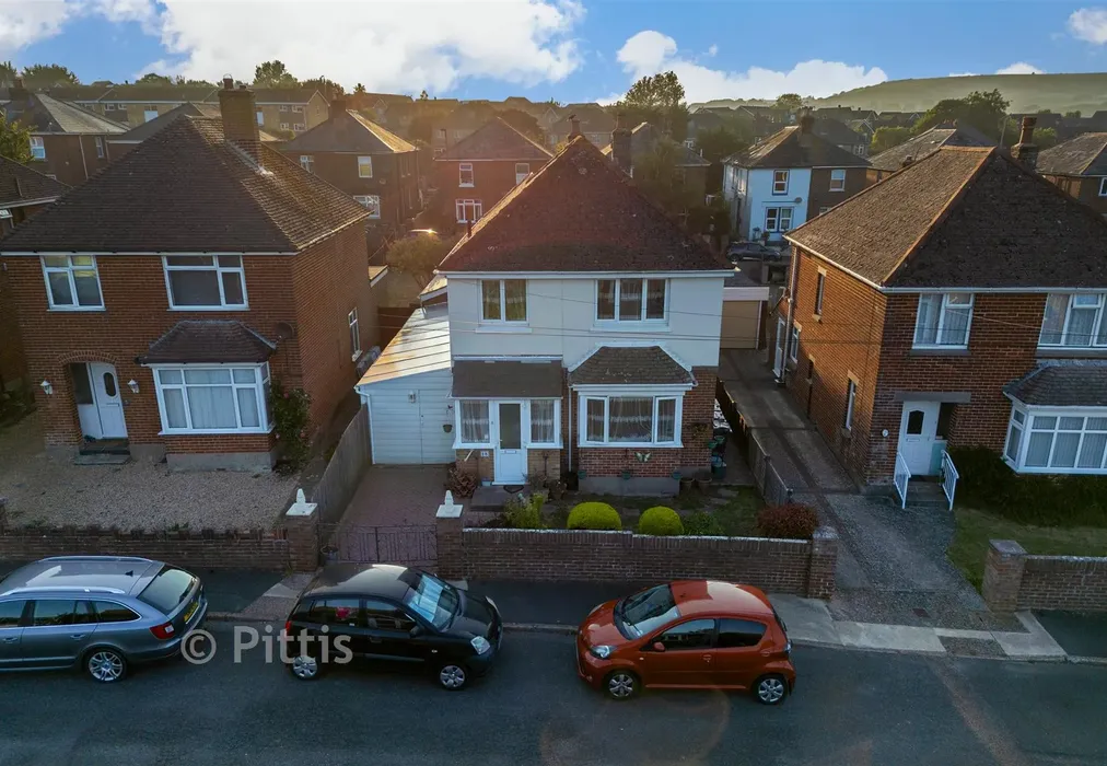 Front - Vinings Road, Sandown, Isle of Wight - Wards of Kent