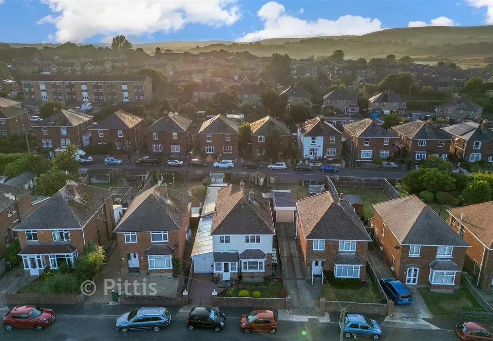 Front - Vinings Road, Sandown, Isle of Wight - Wards of Kent
