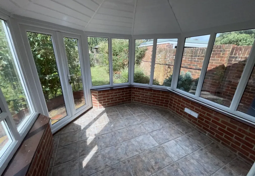 Conservatory - Water Lane, Ospringe, Faversham, Kent - Wards of Kent
