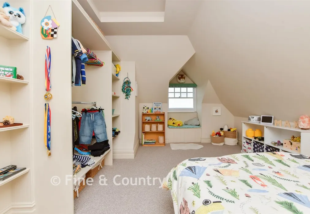 Bedroom 4 - North Foreland Avenue, Broadstairs, Kent - Wards of Kent