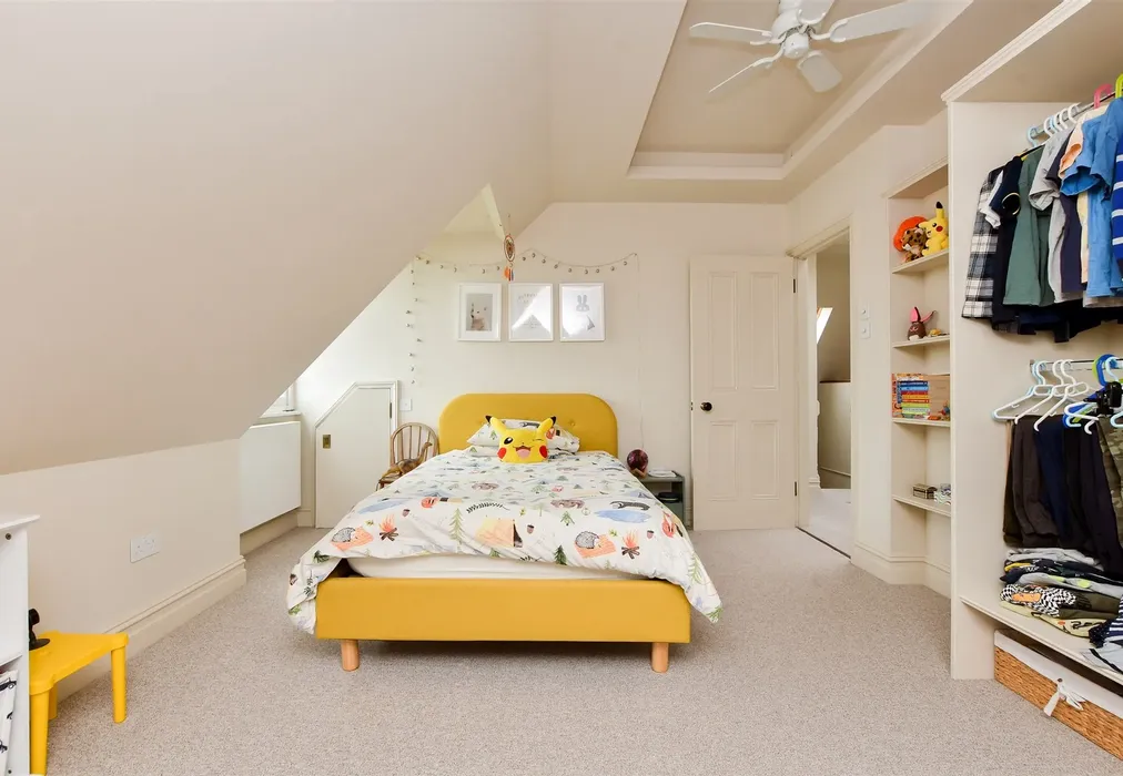 Bedroom 4 - North Foreland Avenue, Broadstairs, Kent - Wards of Kent