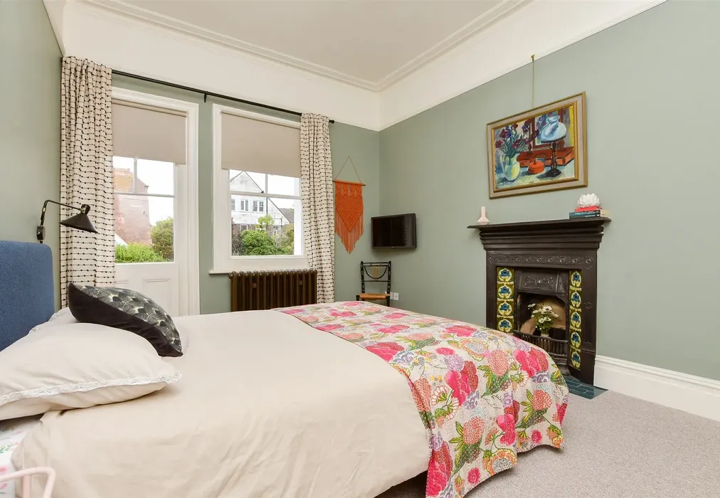 Bedroom 5 - North Foreland Avenue, Broadstairs, Kent - Wards of Kent