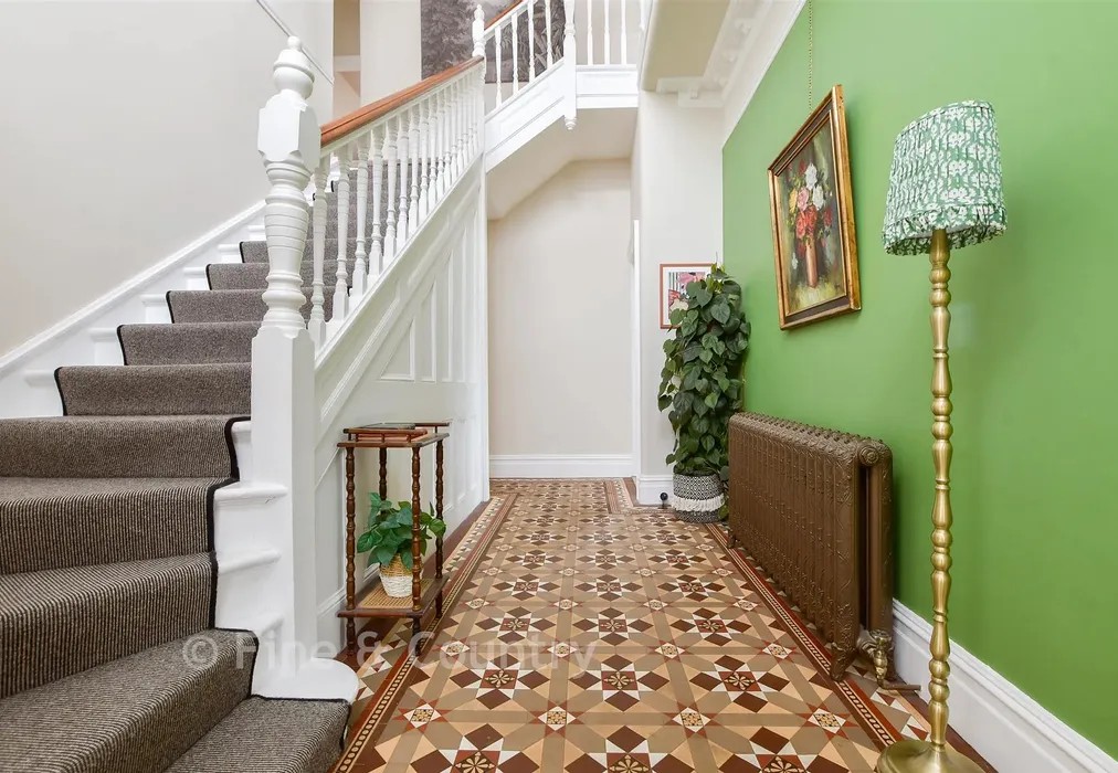 Hallway - North Foreland Avenue, Broadstairs, Kent - Wards of Kent