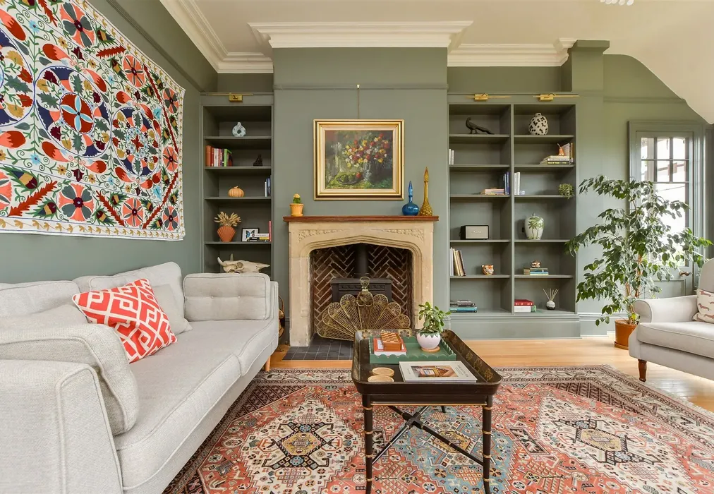 Sitting Room - North Foreland Avenue, Broadstairs, Kent - Wards of Kent