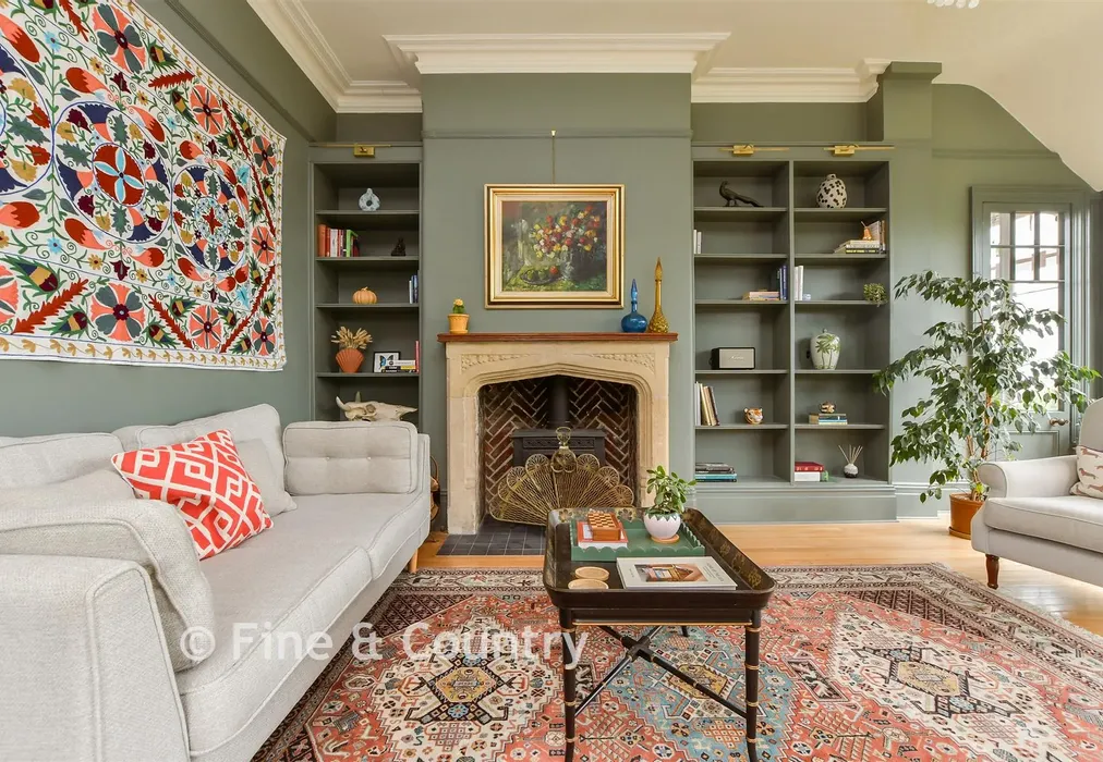 Sitting Room - North Foreland Avenue, Broadstairs, Kent - Wards of Kent