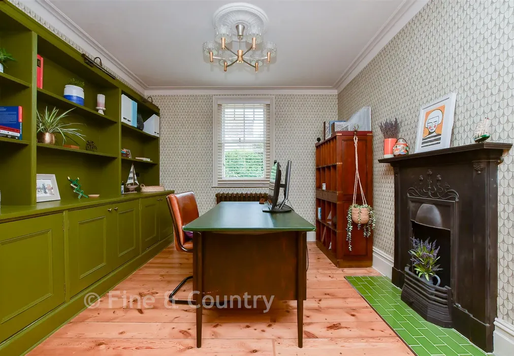 Study - North Foreland Avenue, Broadstairs, Kent - Wards of Kent