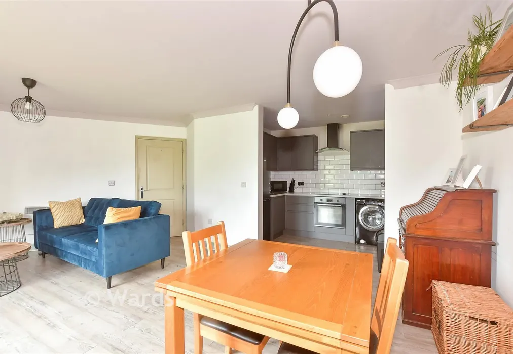 Lounge/Diner - Old Watling Street, Canterbury, Kent - Wards of Kent