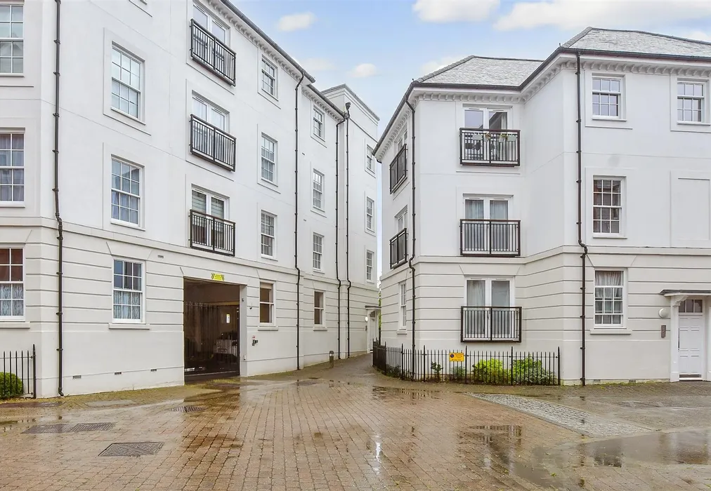 External (Web) - Old Watling Street, Canterbury, Kent - Wards of Kent