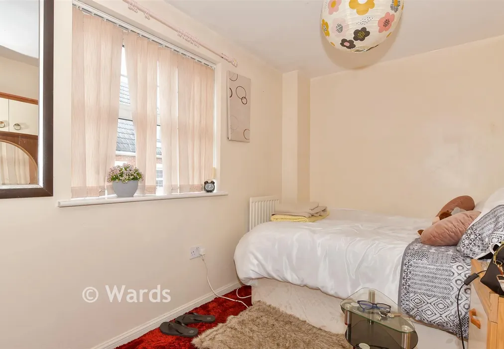 Bedroom 3 - Trona Court, Sittingbourne, Kent - Wards of Kent