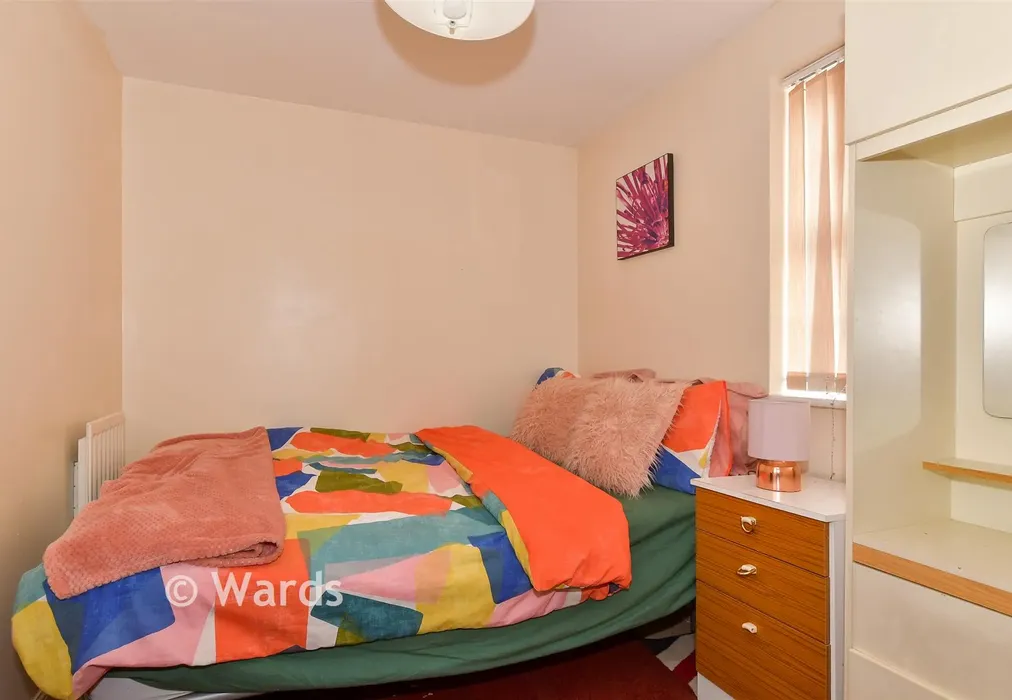 Bedroom 4 - Trona Court, Sittingbourne, Kent - Wards of Kent
