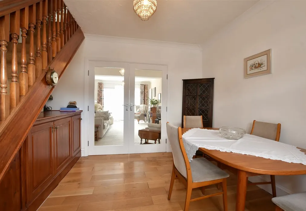 Dining Room - Bassett Gardens, North Weald, Epping, Essex - Wards of Kent