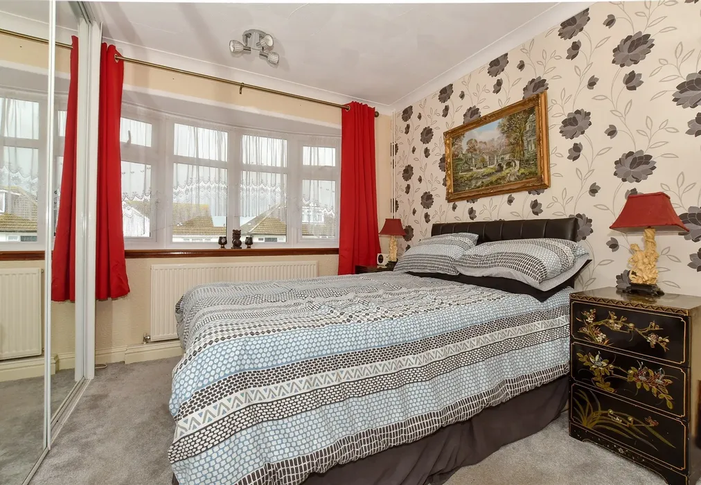 Bedroom 1 - Magnolia Avenue, Cliftonville, Margate, Kent - Wards of Kent