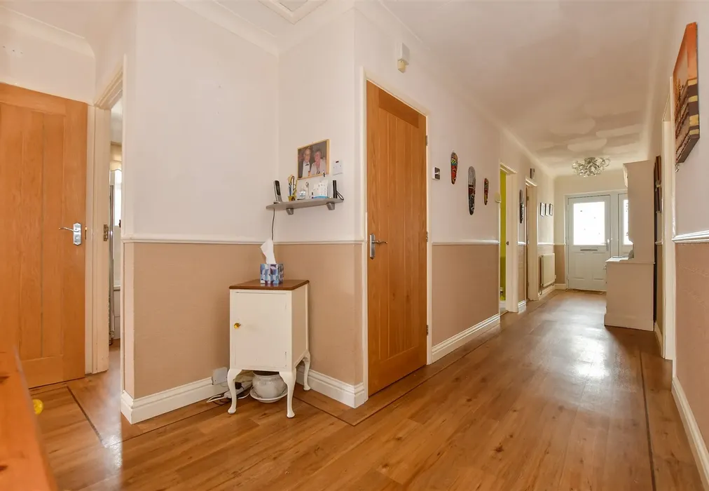 Entrance Hall - Magnolia Avenue, Cliftonville, Margate, Kent - Wards of Kent