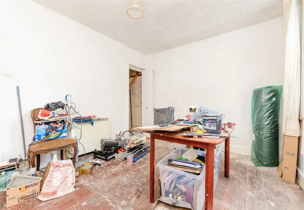 Dining Room - Castle Road, Chatham, Kent - Wards of Kent