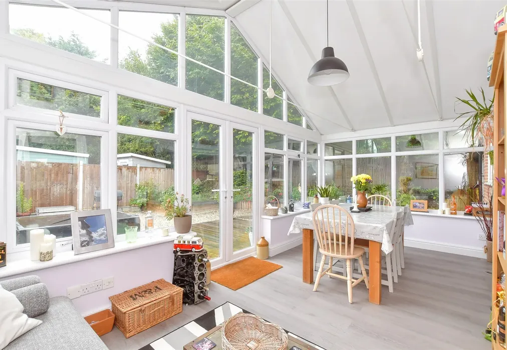 Sun Room - Bevan Road, Waterlooville, Hampshire - Wards of Kent
