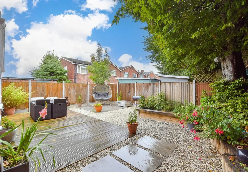 Rear Garden - Bevan Road, Waterlooville, Hampshire - Wards of Kent