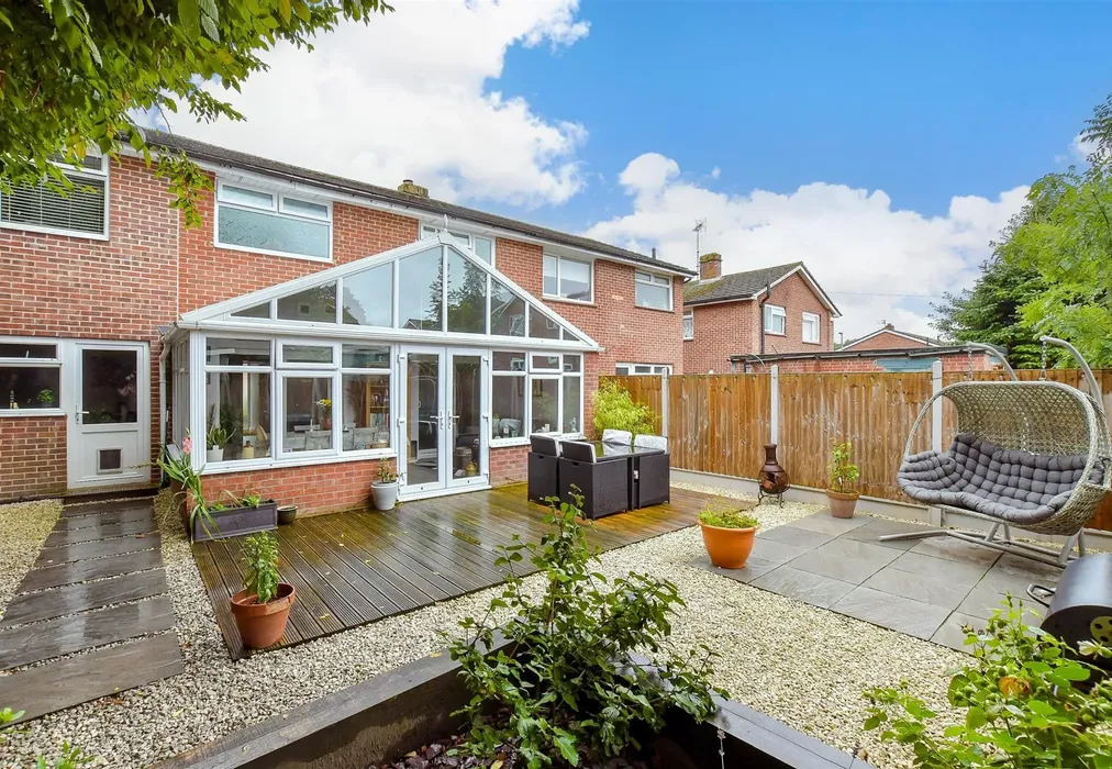 Rear Garden - Bevan Road, Waterlooville, Hampshire - Wards of Kent