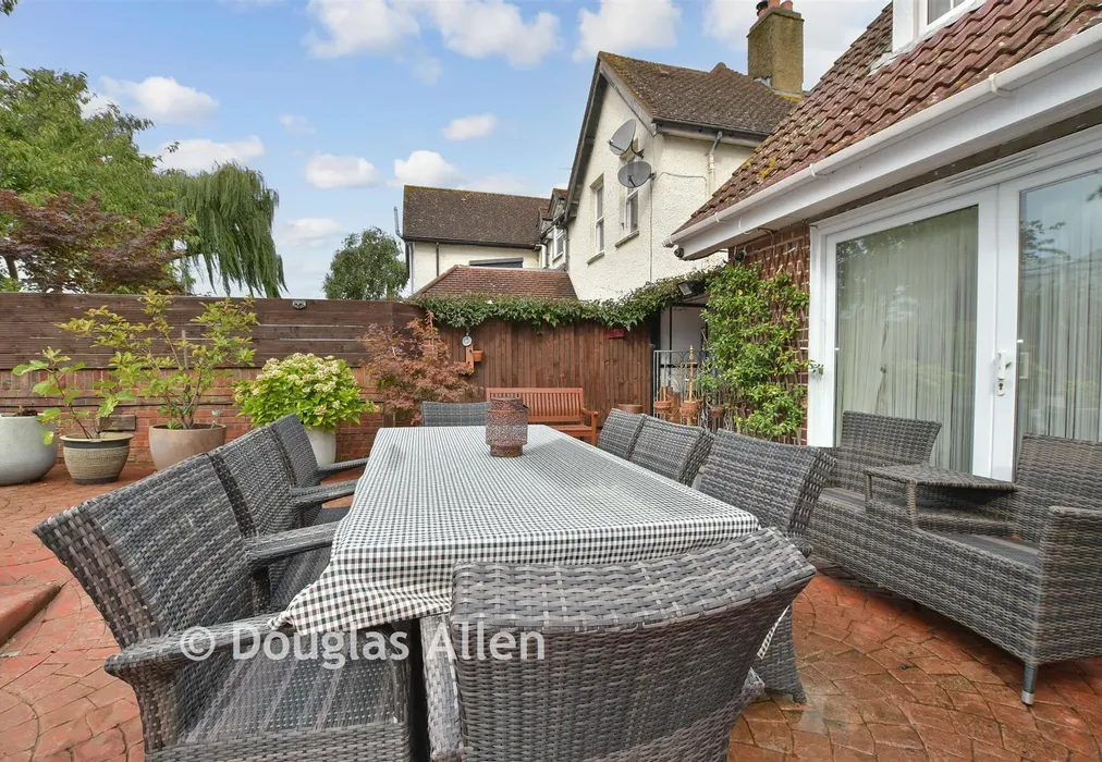 Patio / Decking - Avey Lane, Waltham Abbey, Essex - Wards of Kent