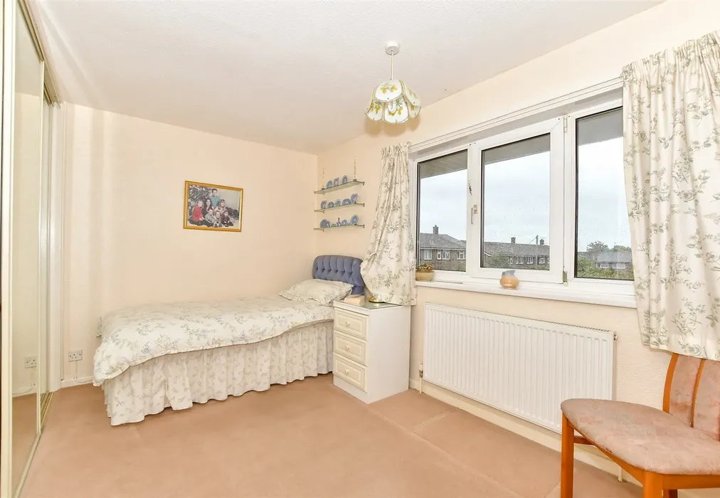 Bedroom 1 - Whitsbury Road, Havant, Hampshire - Wards of Kent