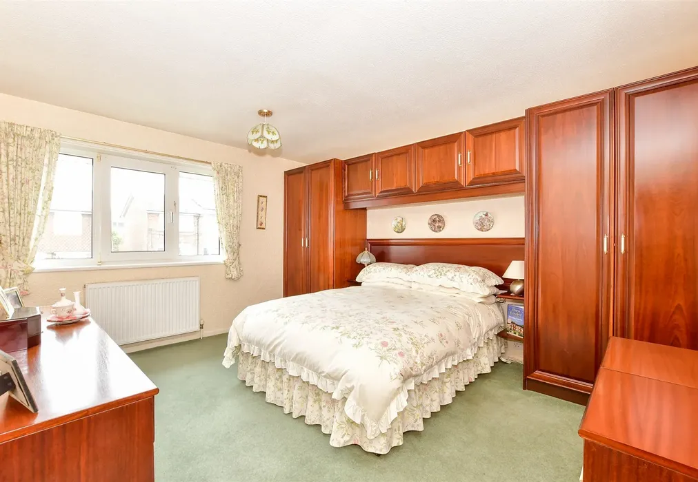 Kitchen/Breakfast Room - Whitsbury Road, Havant, Hampshire - Wards of Kent
