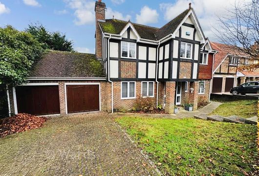 The Orchard, Bearsted, Maidstone, Kent - Wards of Kent