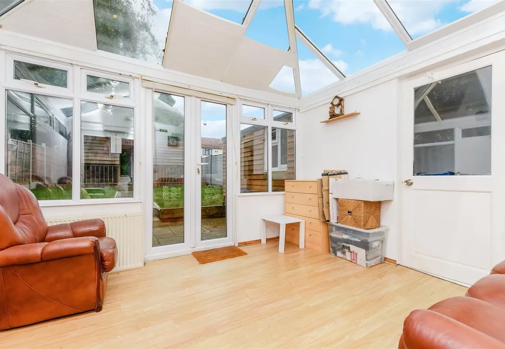 Conservatory - Leeds Square, Twydall, Gillingham, Kent - Wards of Kent