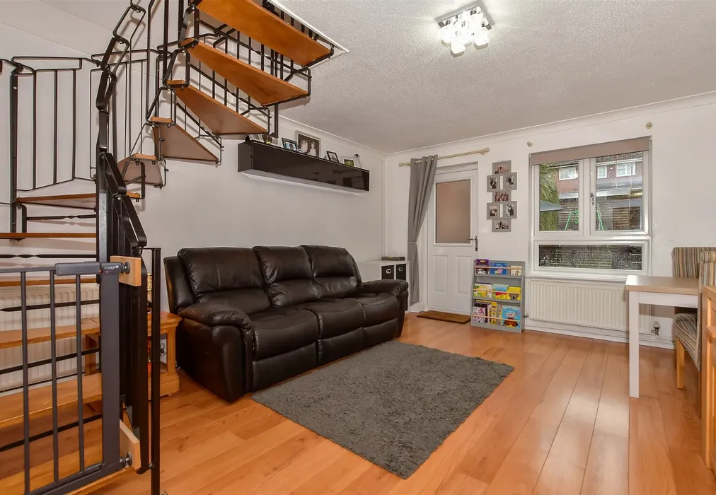 Lounge/Diner - Burghclere Drive, Maidstone, Kent - Wards of Kent