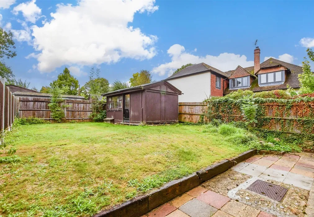 Rear Garden - Willington Street, Maidstone, Kent - Wards of Kent