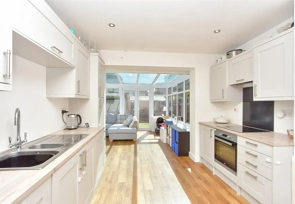 Kitchen/    Dining Area - Hamilton Crescent, Sittingbourne, Kent - Wards of Kent