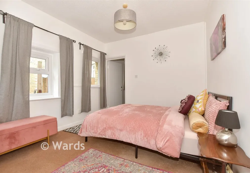 Bedroom - Station Road, Herne Bay, Kent - Wards of Kent