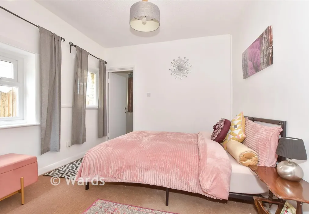 Bedroom - Station Road, Herne Bay, Kent - Wards of Kent