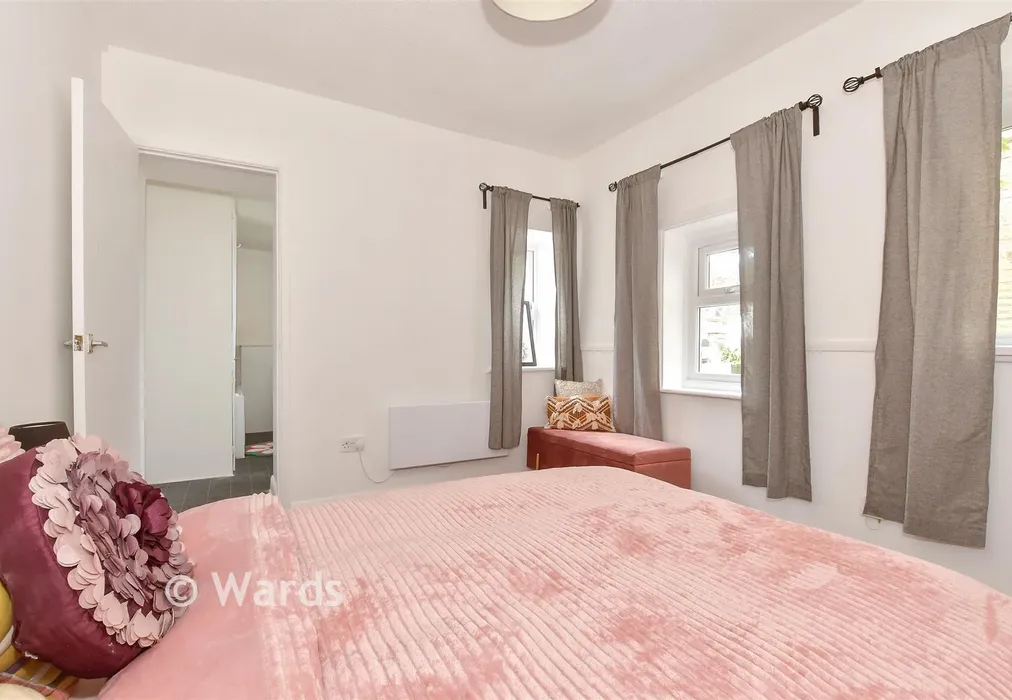 Bedroom - Station Road, Herne Bay, Kent - Wards of Kent