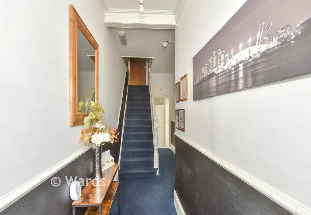 Hallway - Station Road, Herne Bay, Kent - Wards of Kent