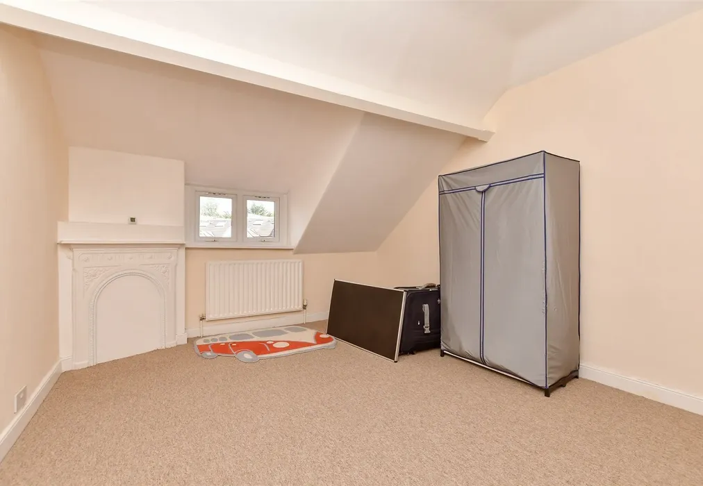 Bedroom 6 - Sanderstead Road, South Croydon, Surrey - Wards of Kent