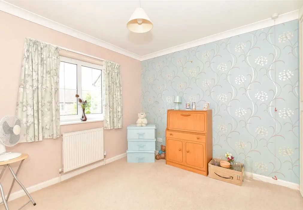 Bedroom 2 - The Street, Rustington, West Sussex - Wards of Kent