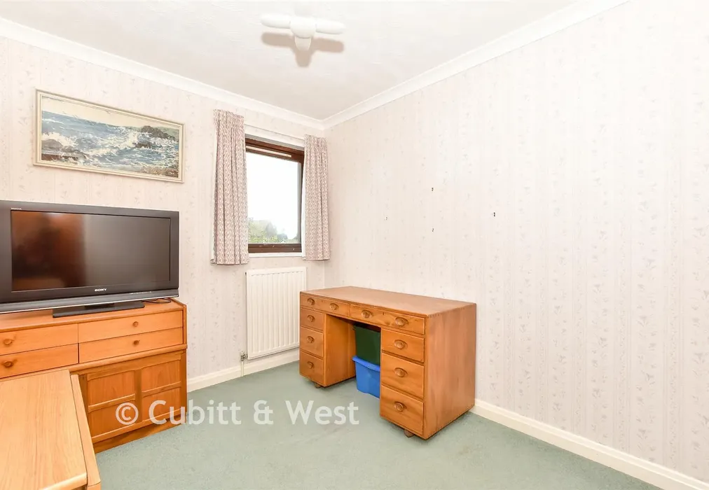 Bedroom 4 - Warner Road, Selsey, Chichester, West Sussex - Wards of Kent