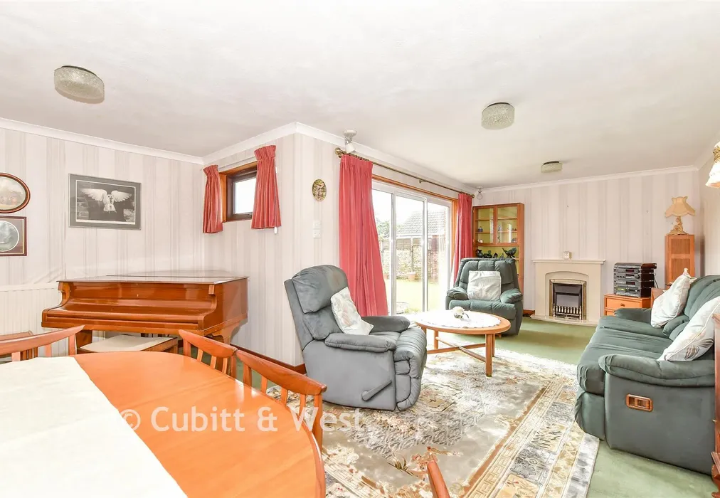 Lounge - Warner Road, Selsey, Chichester, West Sussex - Wards of Kent