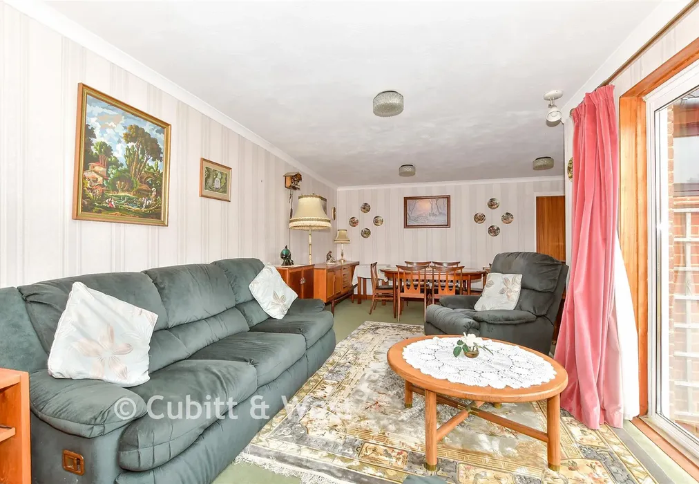 Lounge - Warner Road, Selsey, Chichester, West Sussex - Wards of Kent