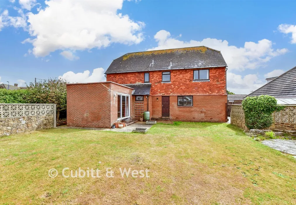 Rear Garden - Warner Road, Selsey, Chichester, West Sussex - Wards of Kent