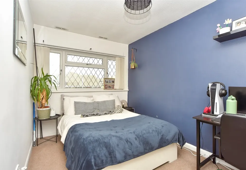 Bedroom 3 - Clive Road, Sittingbourne, Kent - Wards of Kent