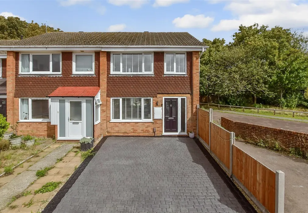 Front Web - Bedgebury Close, Maidstone, Kent - Wards of Kent