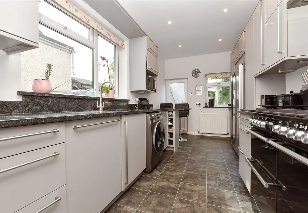 Kitchen - West Way, Croydon, Surrey - Wards of Kent