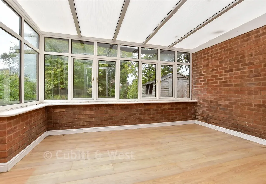Conservatory - Josephine Avenue, Lower Kingswood, Surrey - Wards of Kent