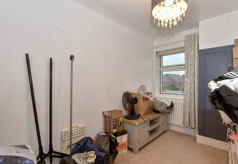 Bedroom 3 - Queens Road, Snodland, Kent - Wards of Kent